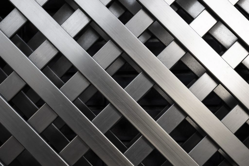 Inox cho hệ xử lý khí thải, nước thải: chọn mác và thiết kế tối ưu