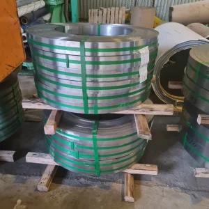 Dịch vụ gia công Xẻ cuộn inox