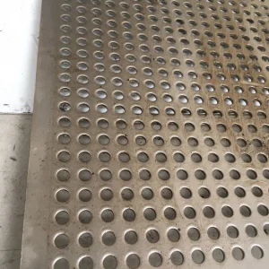 Dịch vụ gia công Đột lỗ inox